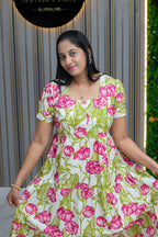 Cotton midi dress with puff sleeves